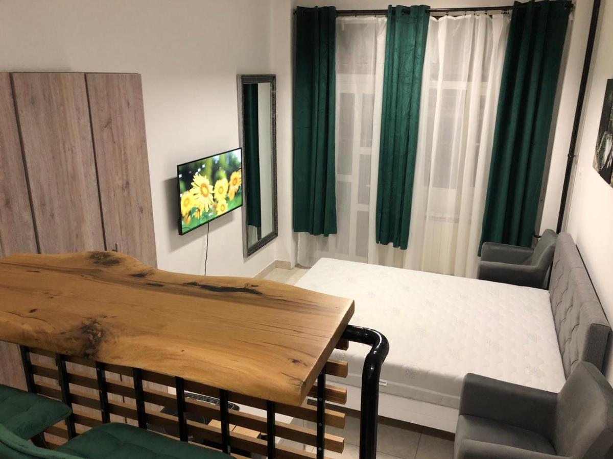 Kosa Apartment Bezanija Ngoại thất bức ảnh